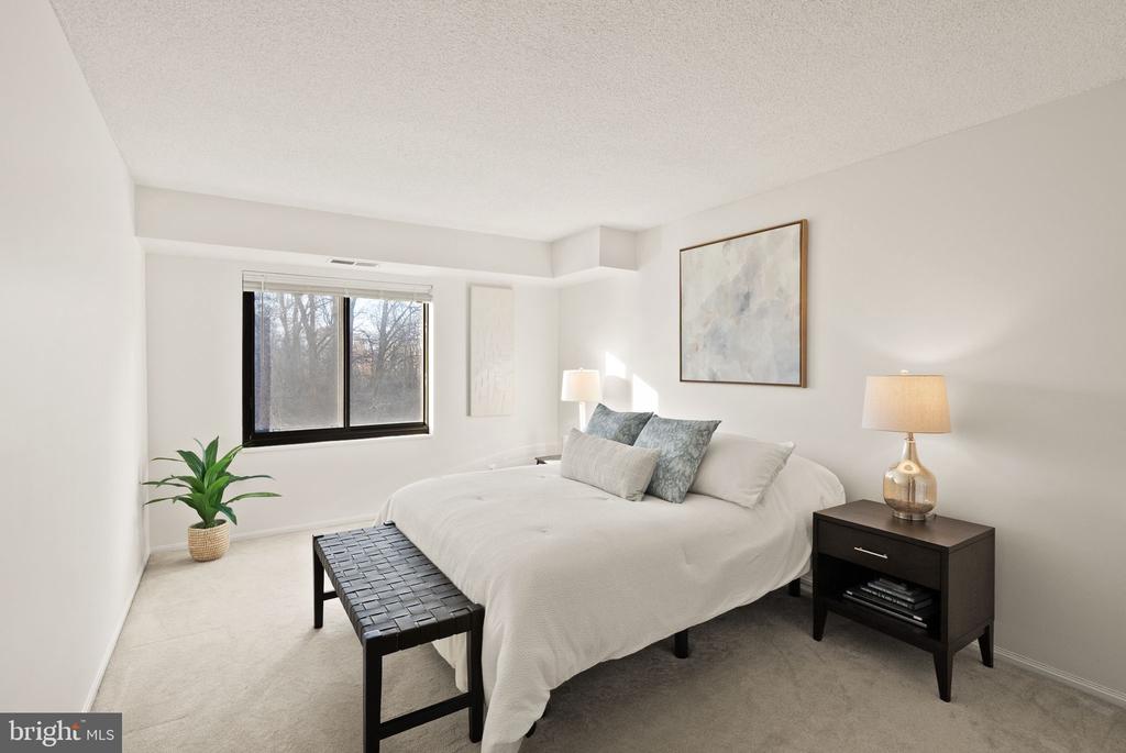 203 YOAKUM PARKWAY 507