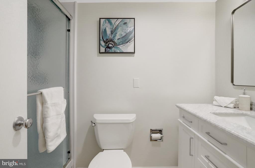 307 YOAKUM PARKWAY 501