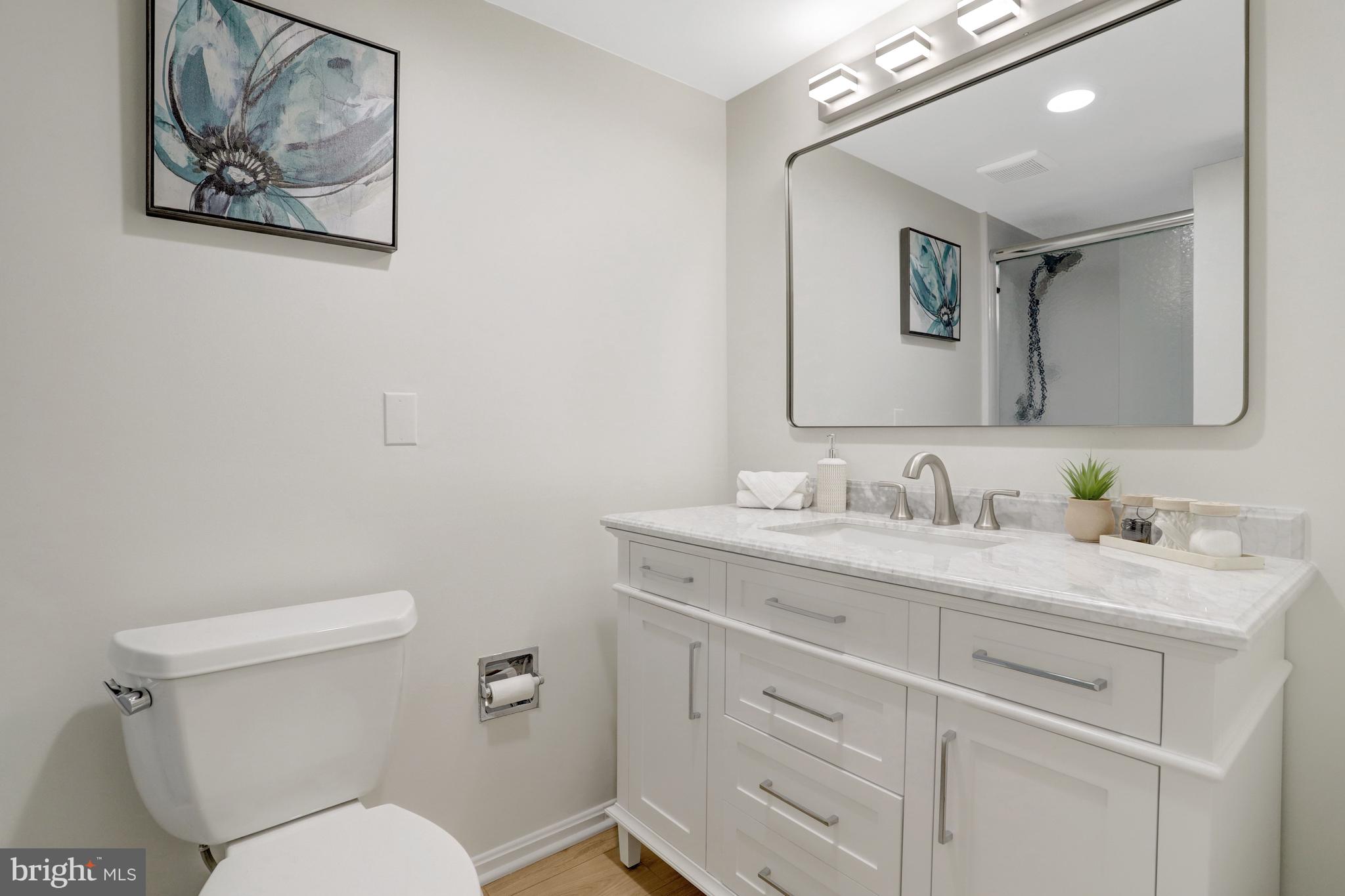 307 YOAKUM PARKWAY 501