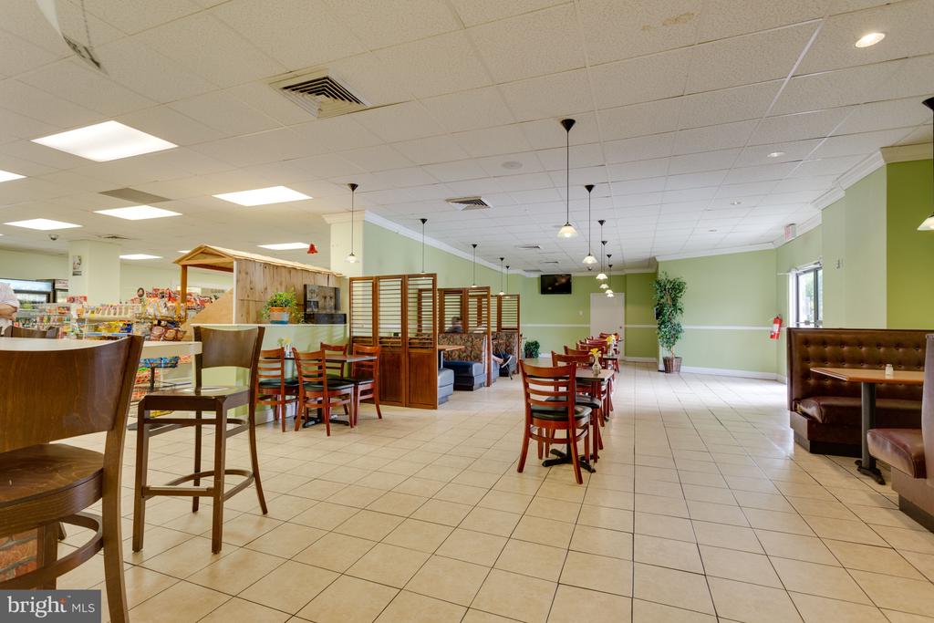 307 YOAKUM PARKWAY 501