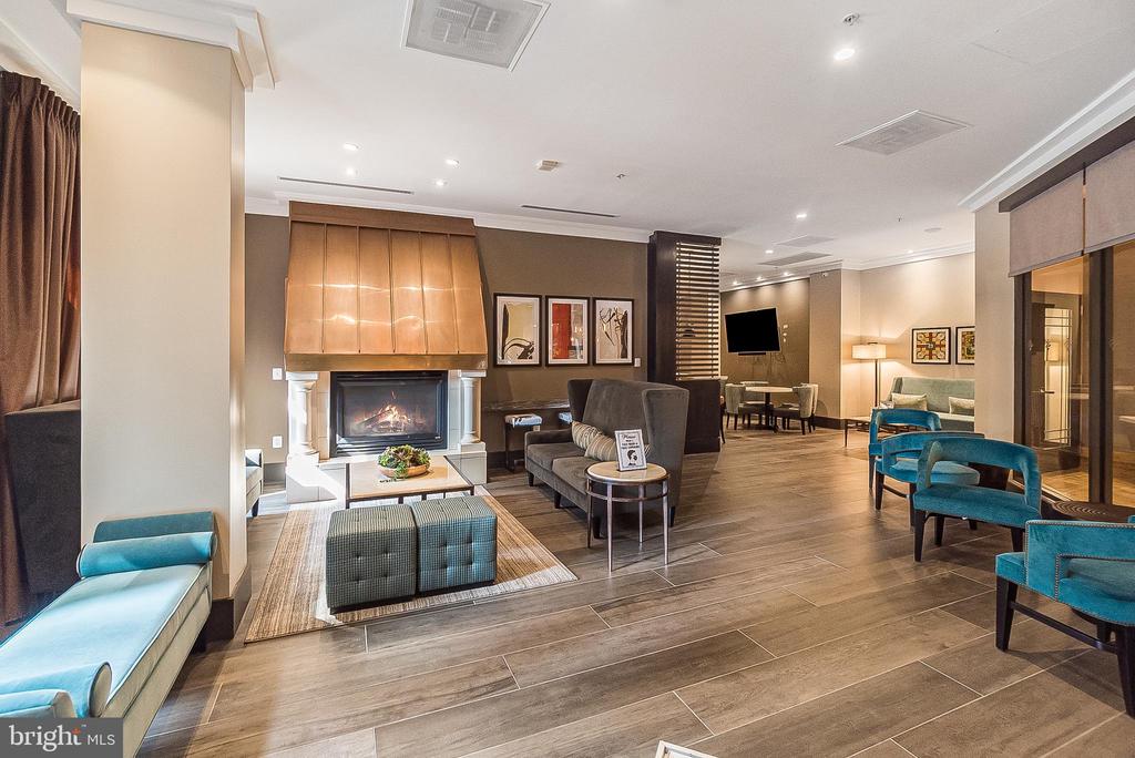 3101 N HAMPTON DRIVE Unit: 1411