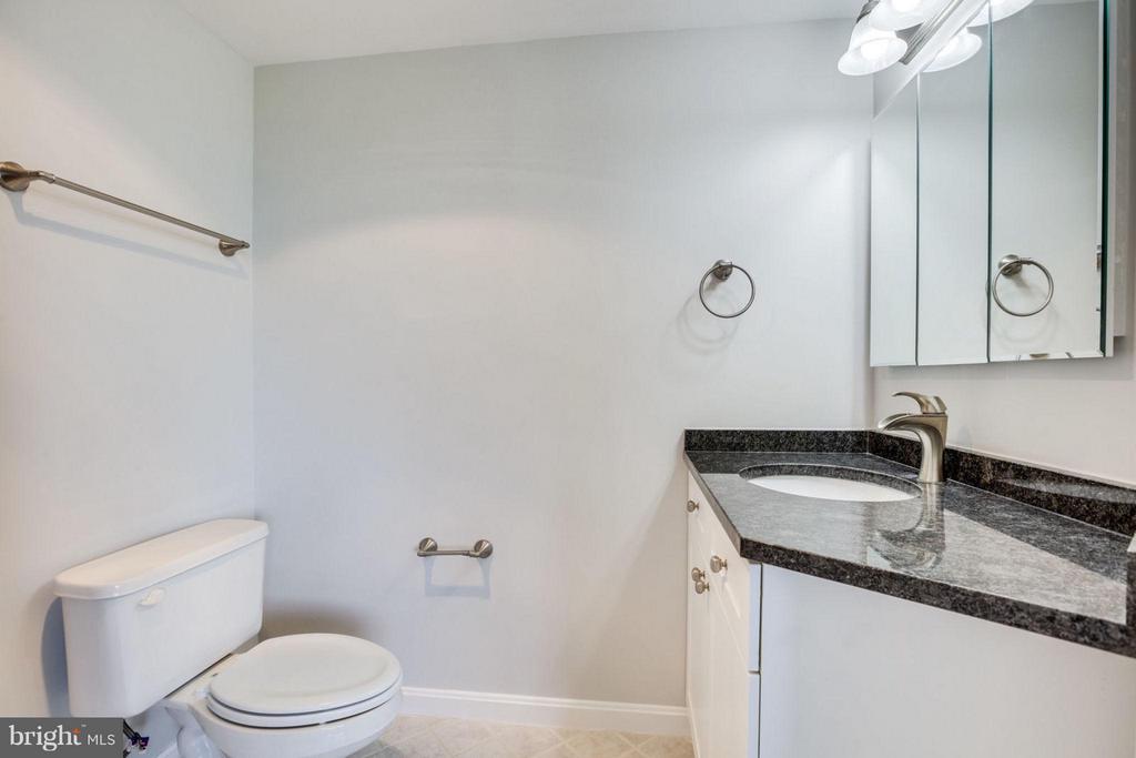 3101 N HAMPTON DRIVE Unit: 1411