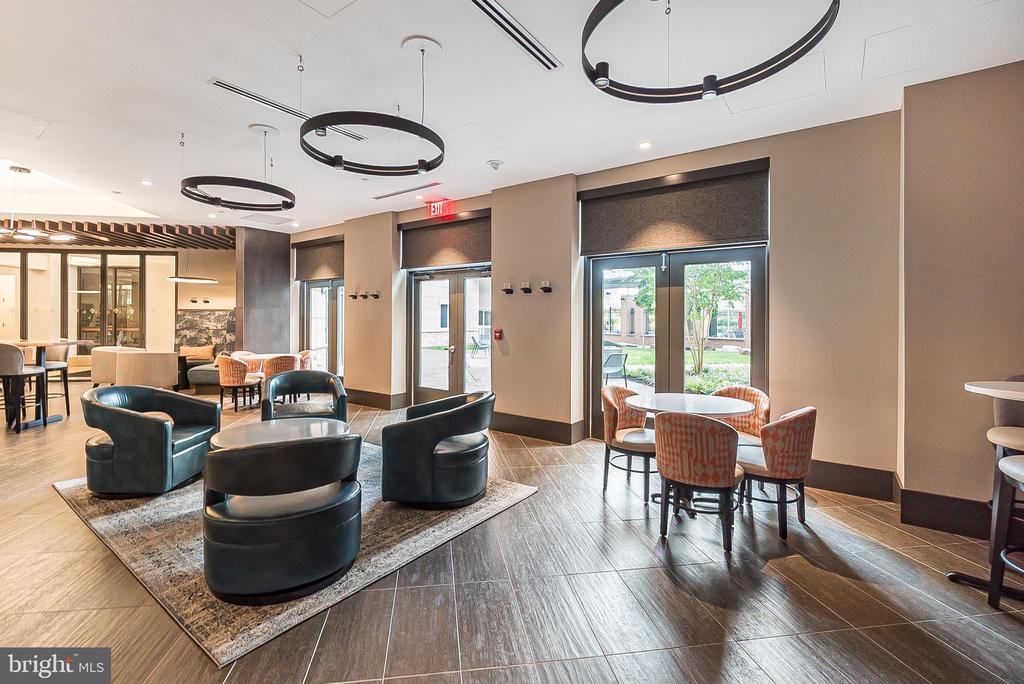 3101 N HAMPTON DRIVE Unit: 1411