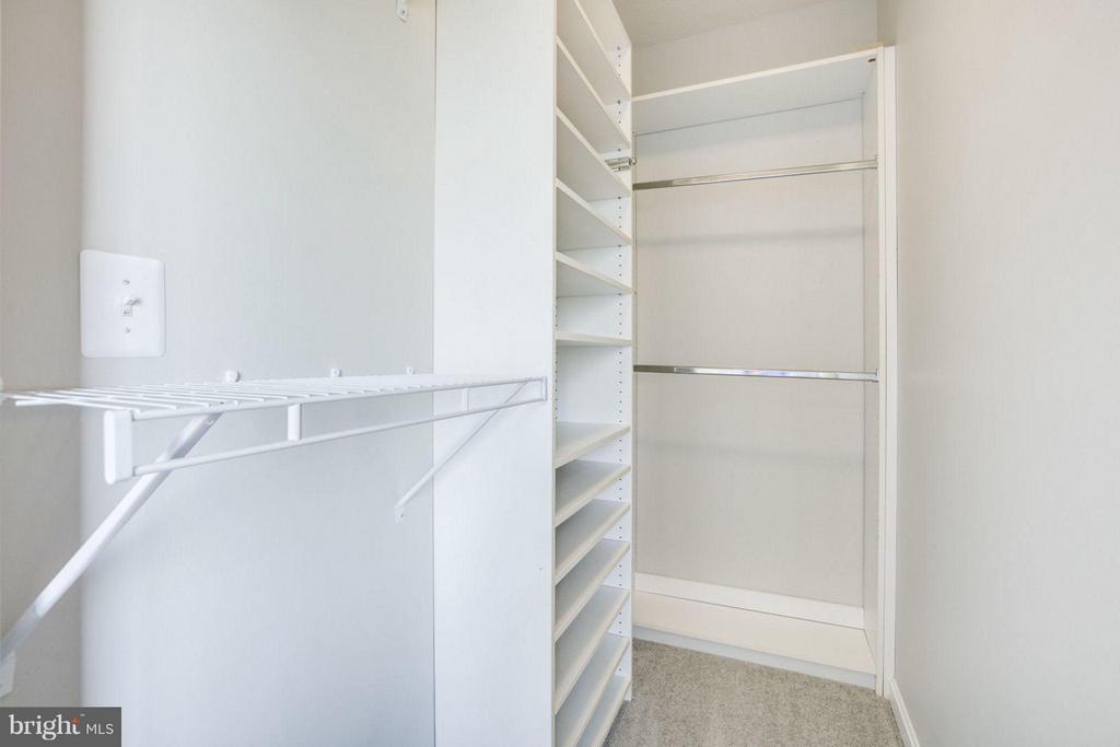 3101 N HAMPTON DRIVE Unit: 1411