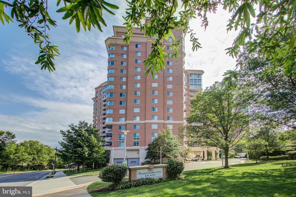 3101 N HAMPTON DRIVE Unit: 1411