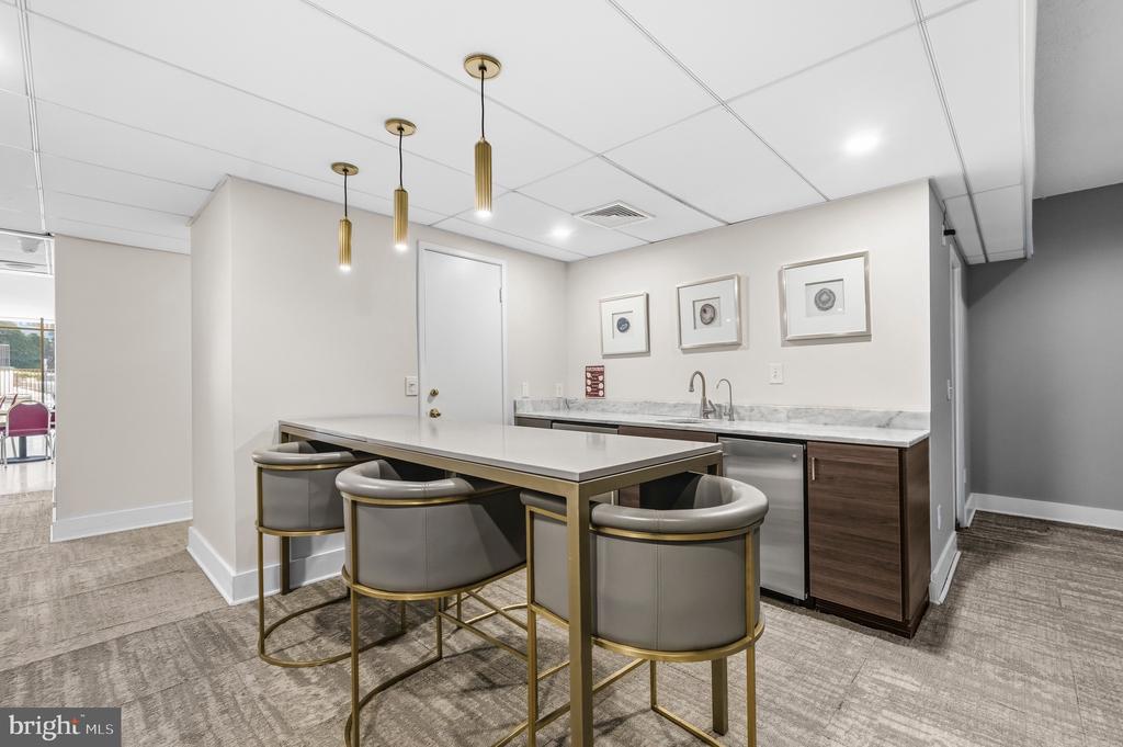 6101 EDSALL ROAD 602