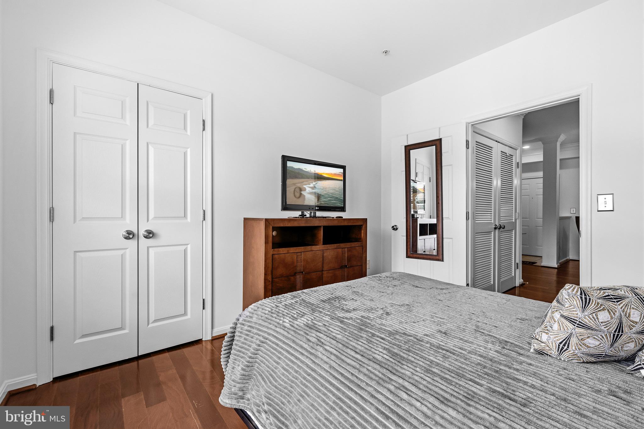 4854 EISENHOWER AVENUE 451