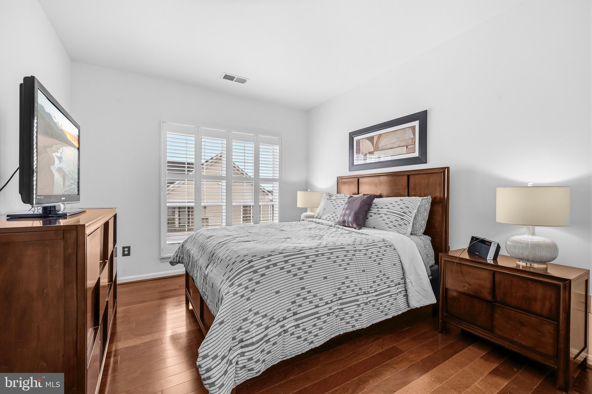 4854 EISENHOWER AVENUE 451