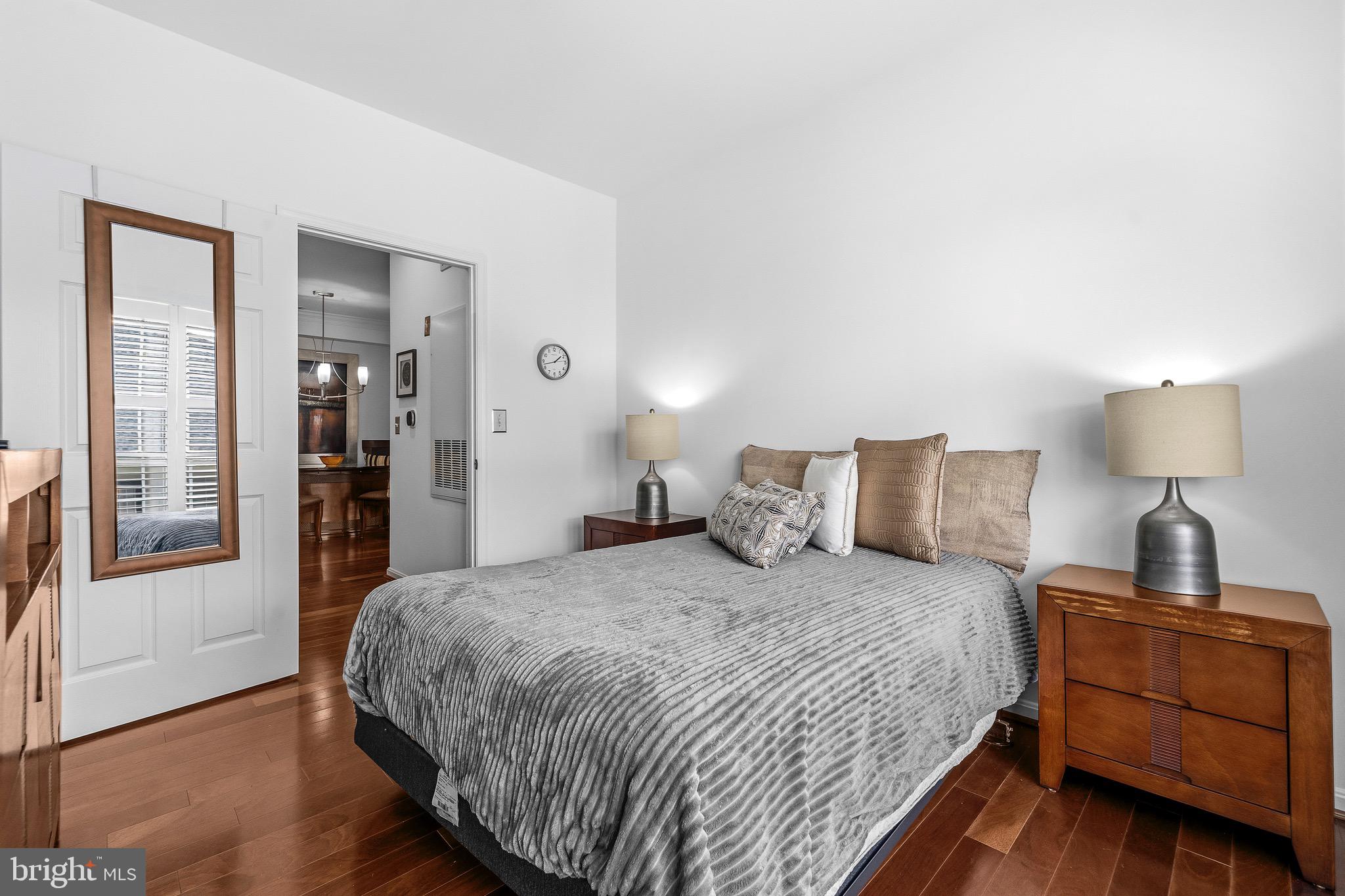 4854 EISENHOWER AVENUE 451