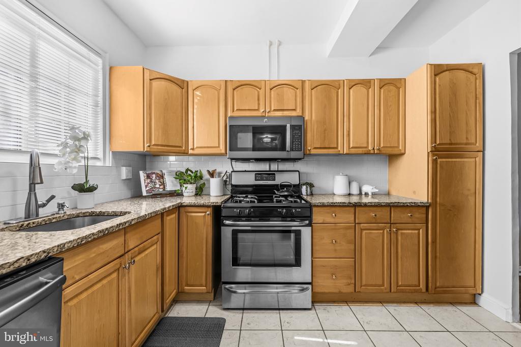 3484 MARTHA CUSTIS DRIVE