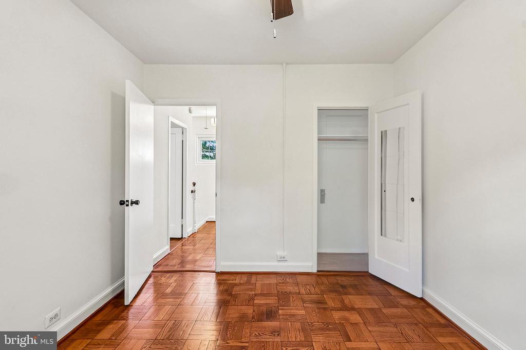 1410 MARTHA CUSTIS DR