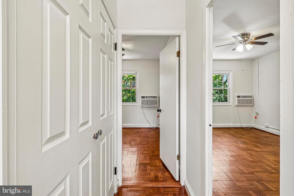 1410 MARTHA CUSTIS DR