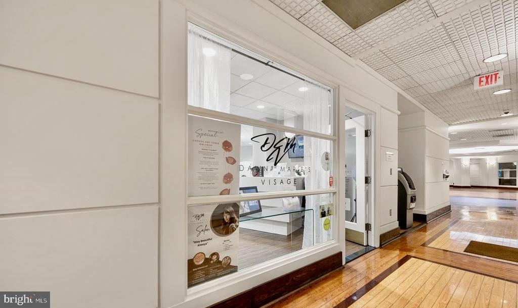 205 YOAKUM PARKWAY Unit: 914
