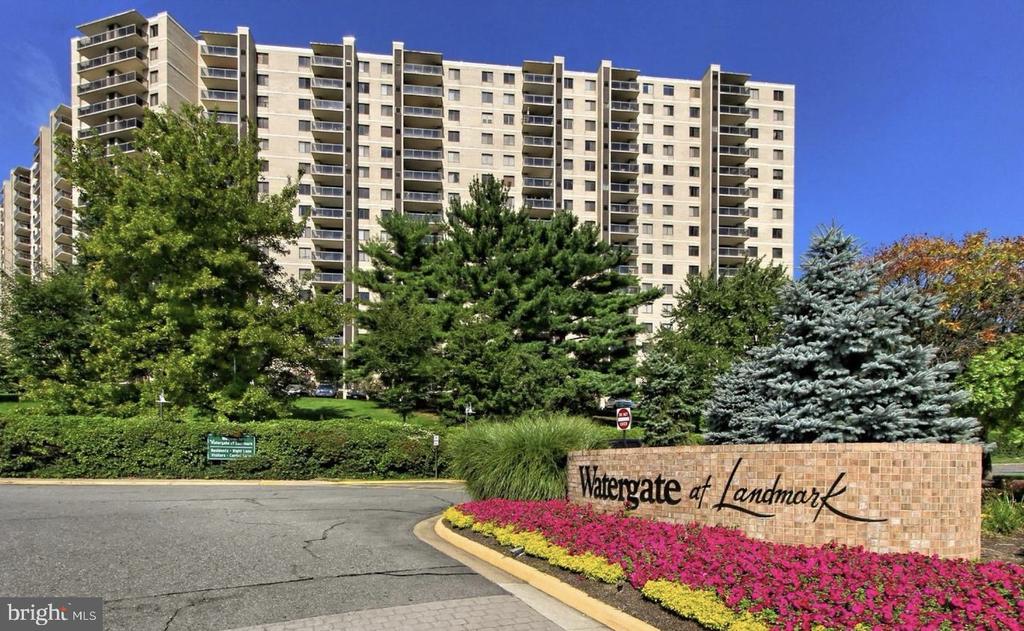 205 YOAKUM PARKWAY Unit: 914