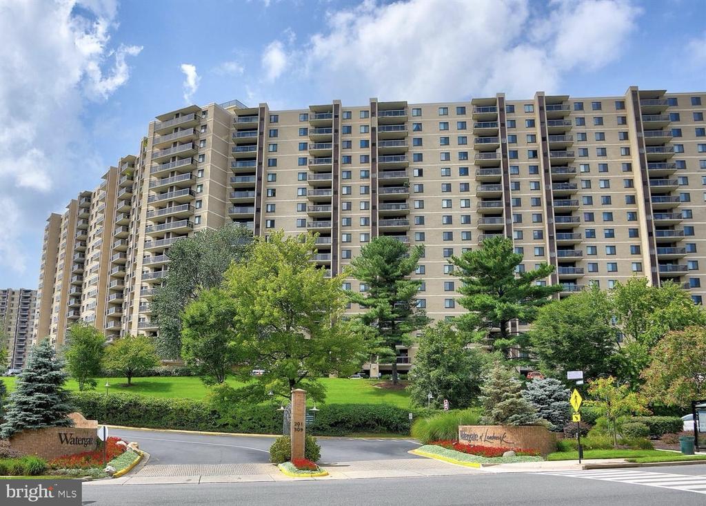 205 YOAKUM PARKWAY Unit: 914