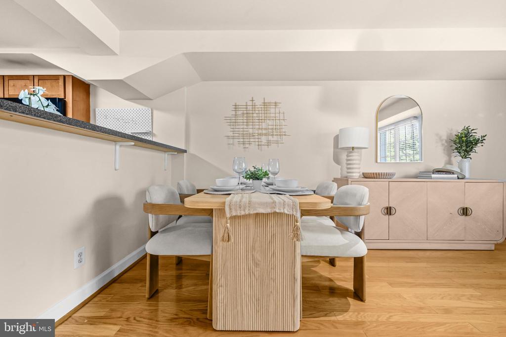 1415 N VAN DORN STREET Unit: A