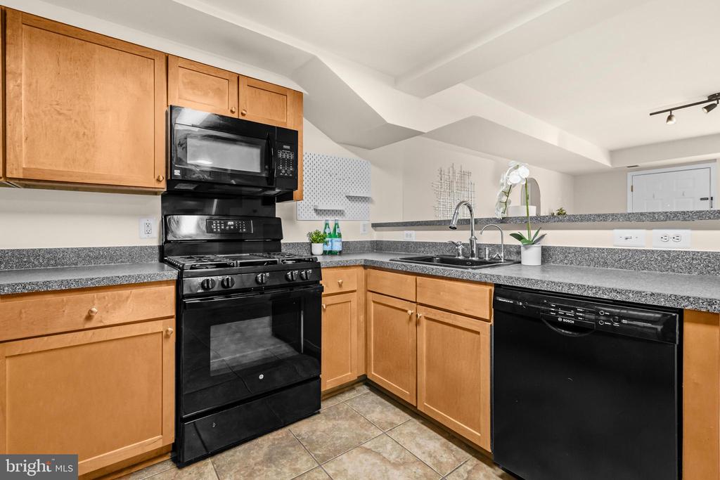 1415 N VAN DORN STREET Unit: A