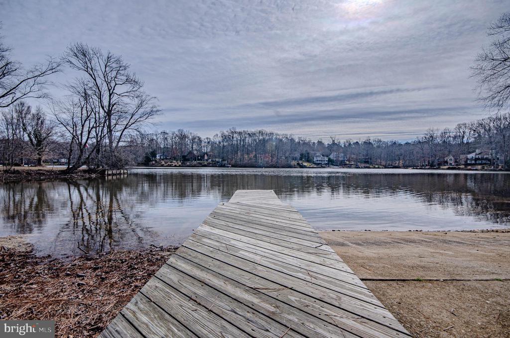 221 Village Ct