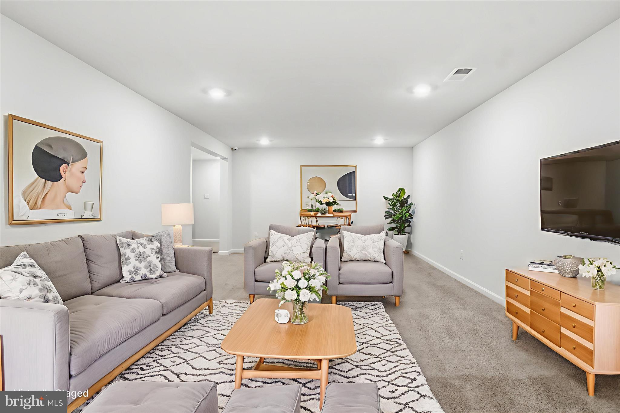 6619 SACAGAWEA STREET