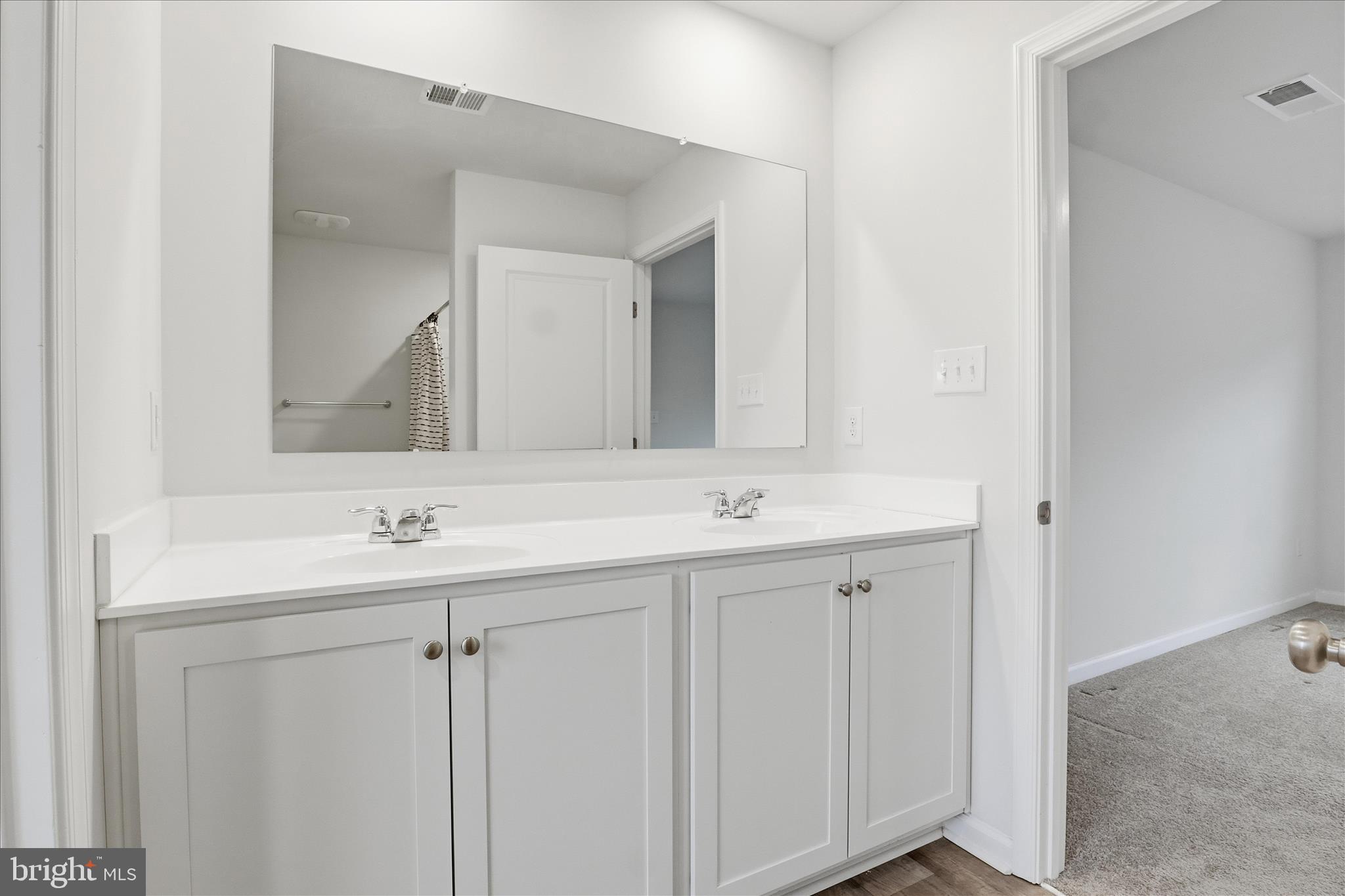 6619 SACAGAWEA STREET