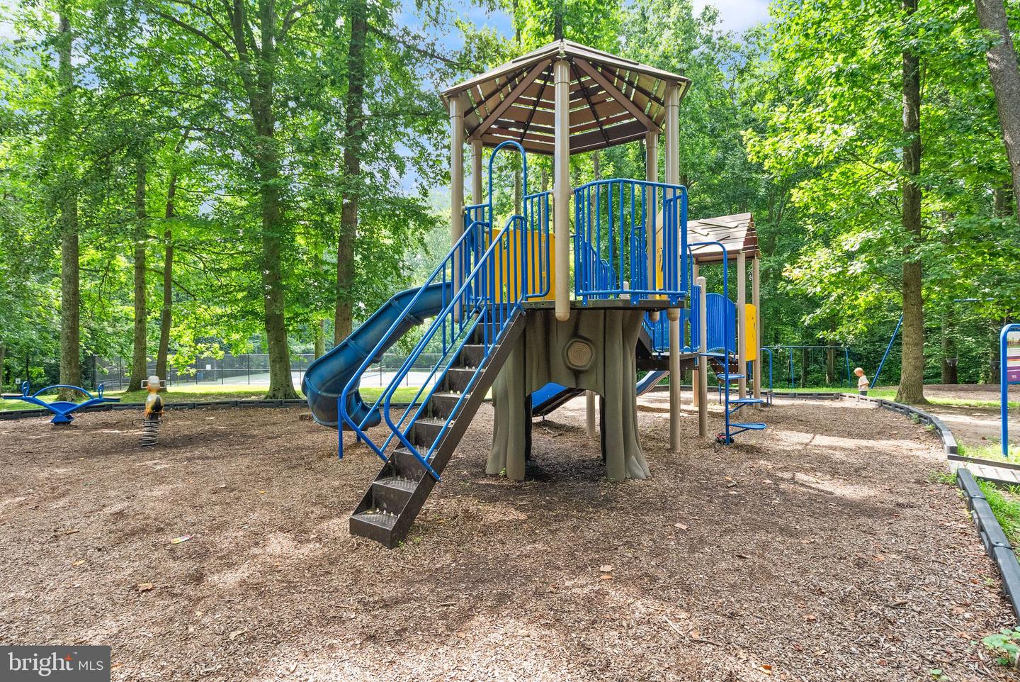 10720 W West Dr #101