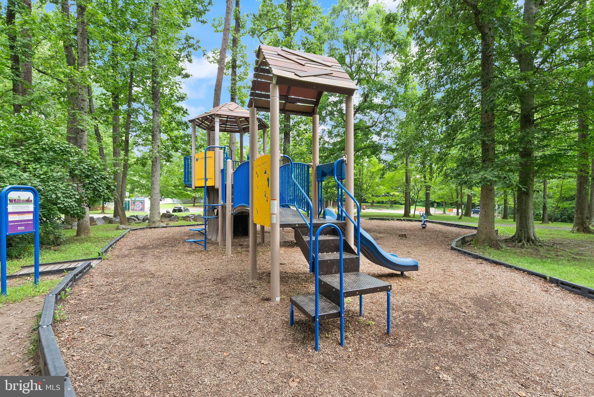 10720 W West Dr #101