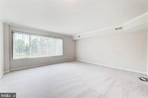 10570 MAIN STREET 307