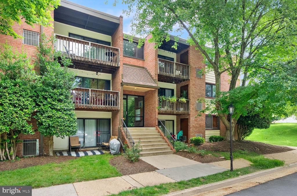 10720 W WEST DRIVE 101