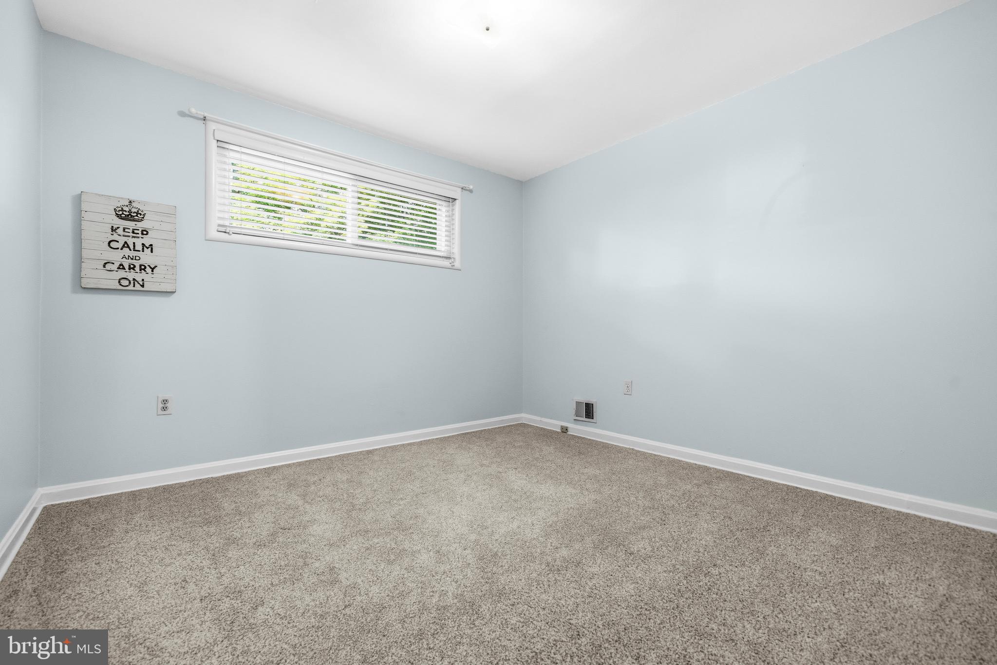 3609 EMBASSY LANE