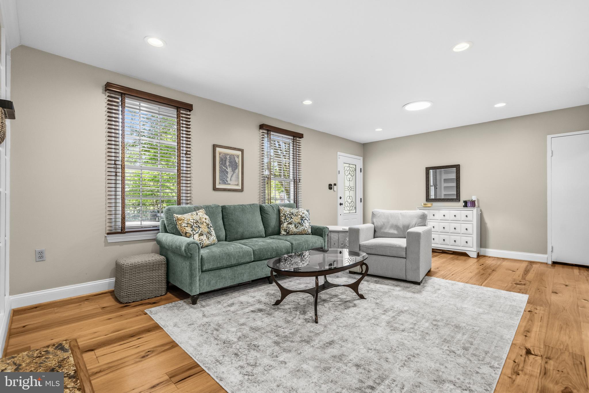 3609 EMBASSY LANE