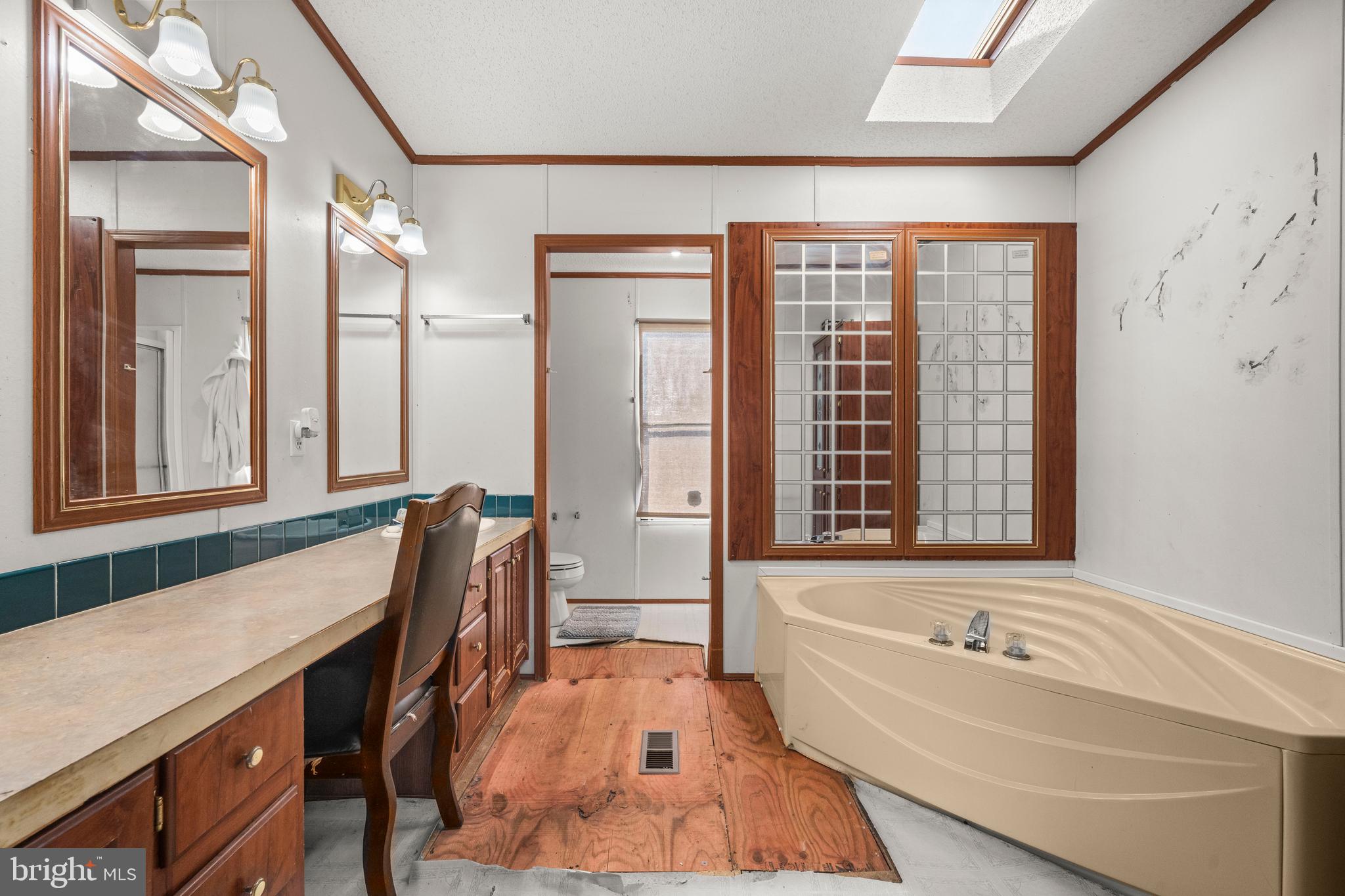 2057 COTTONTAIL LANE