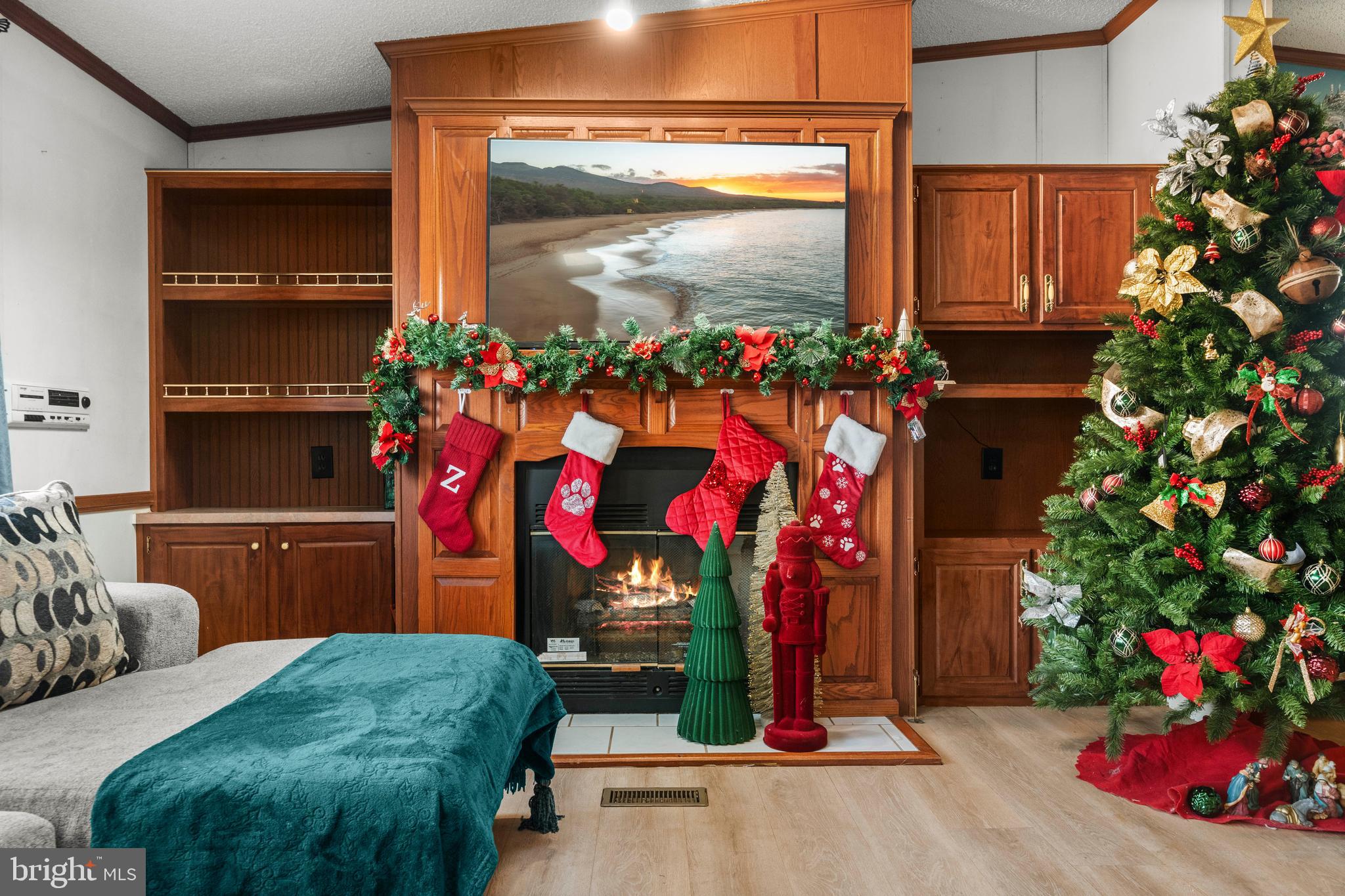 2057 COTTONTAIL LANE