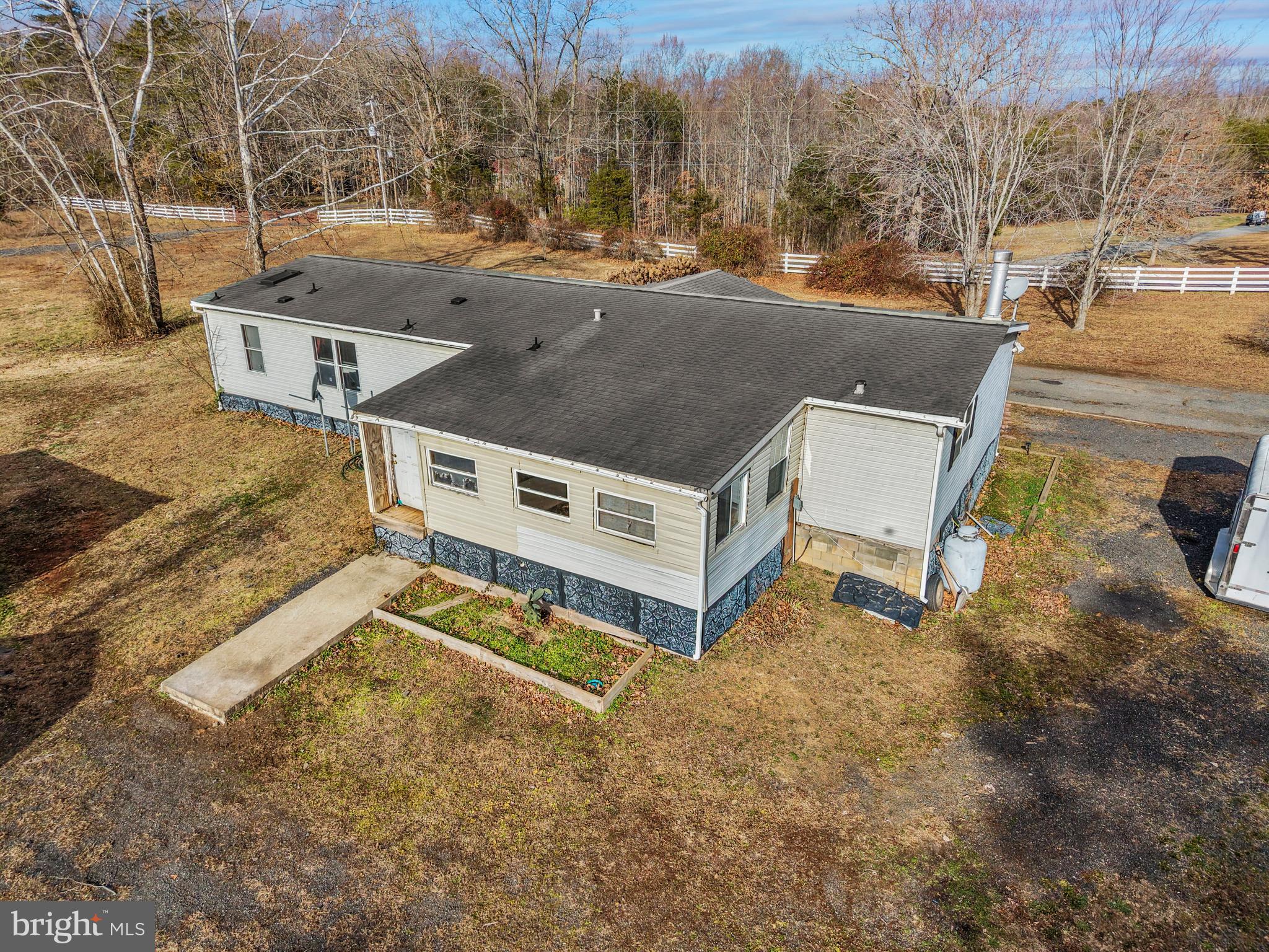 2057 COTTONTAIL LANE