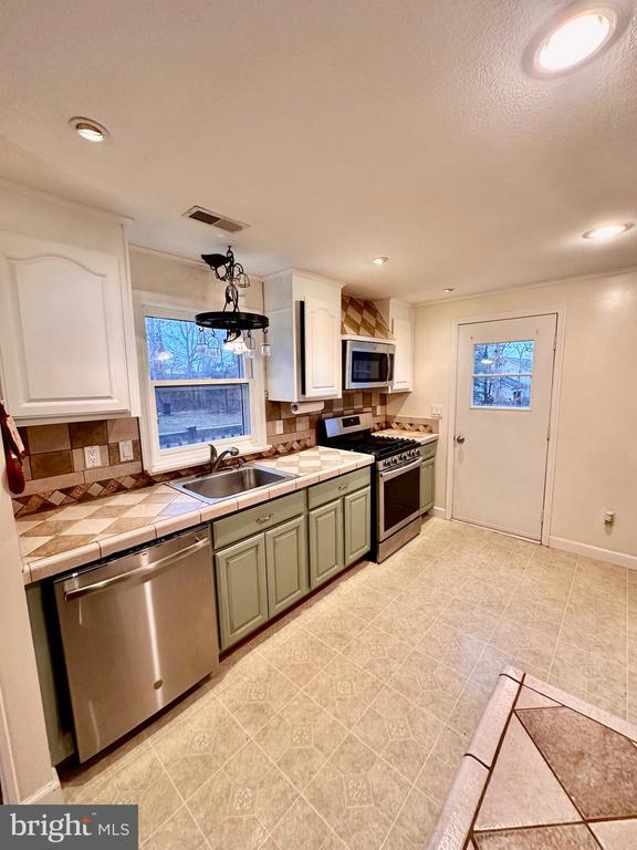 14661 ROGERS FORD ROAD