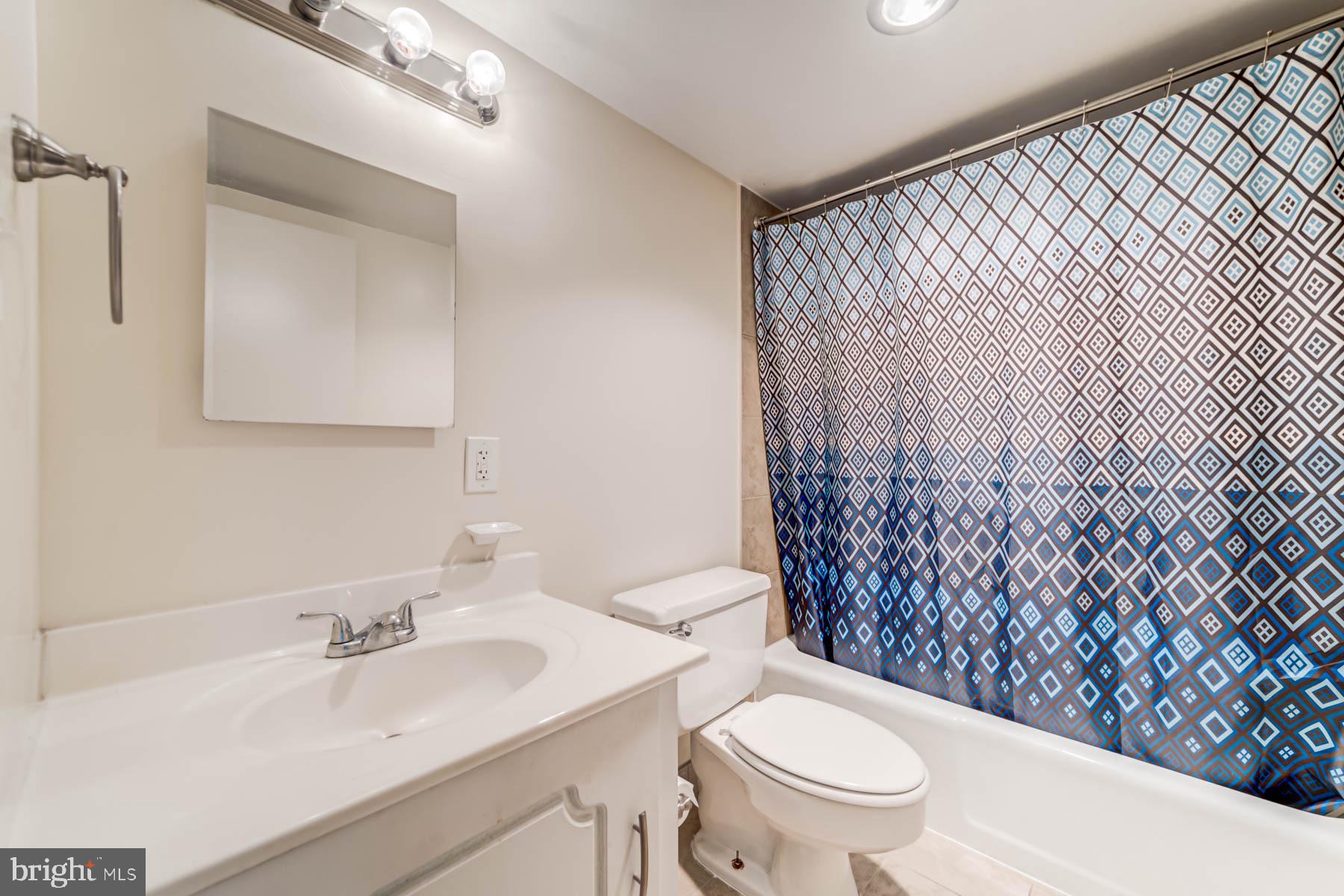 2311 Pimmit Dr #307