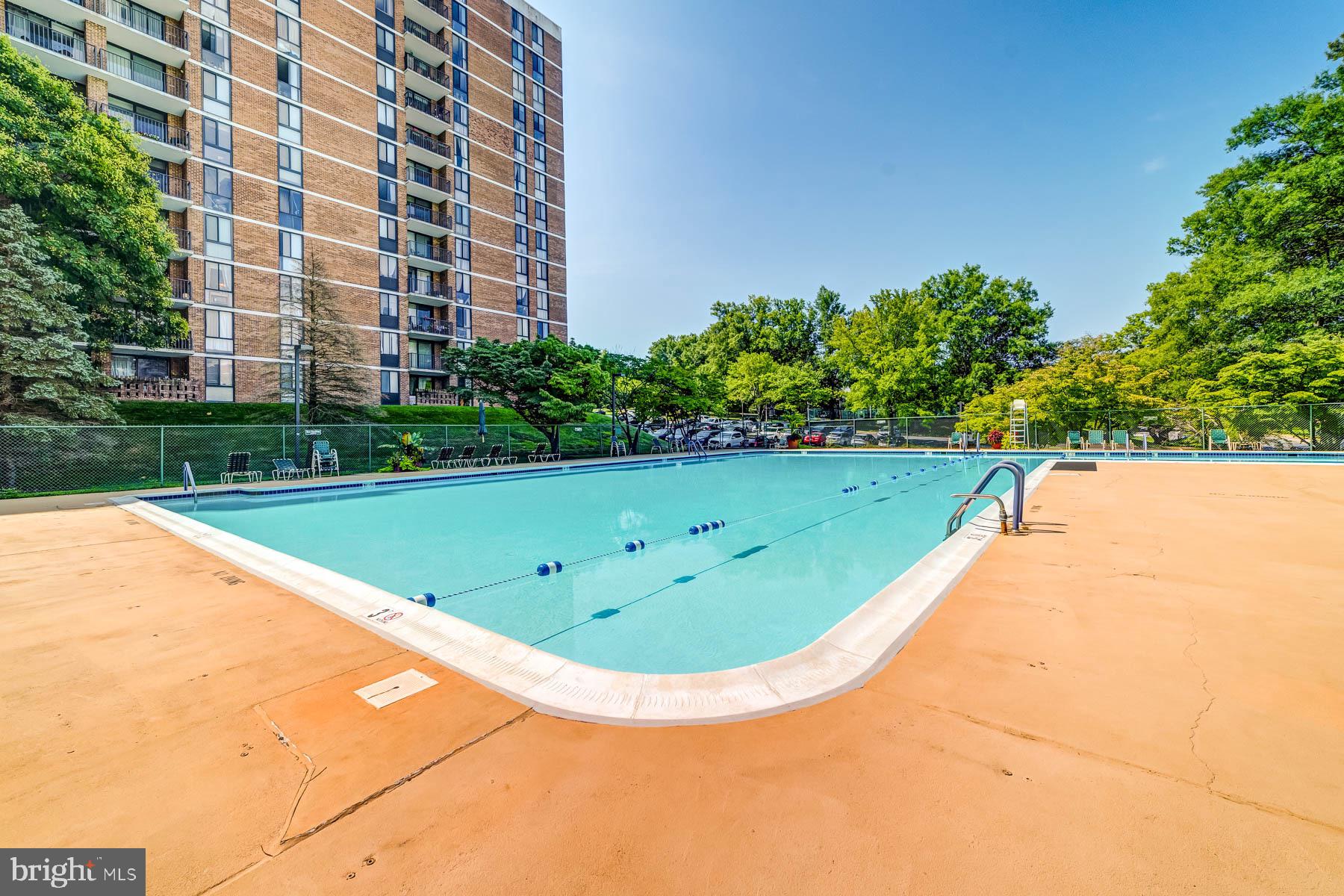 2311 Pimmit Dr #307