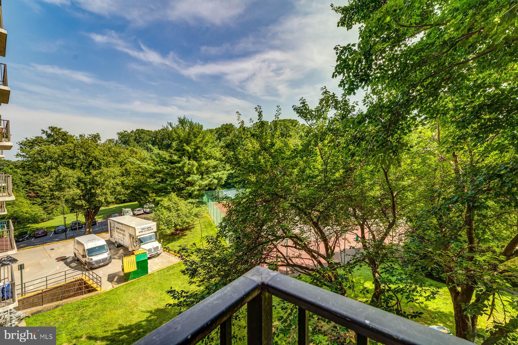 2311 Pimmit Dr #307