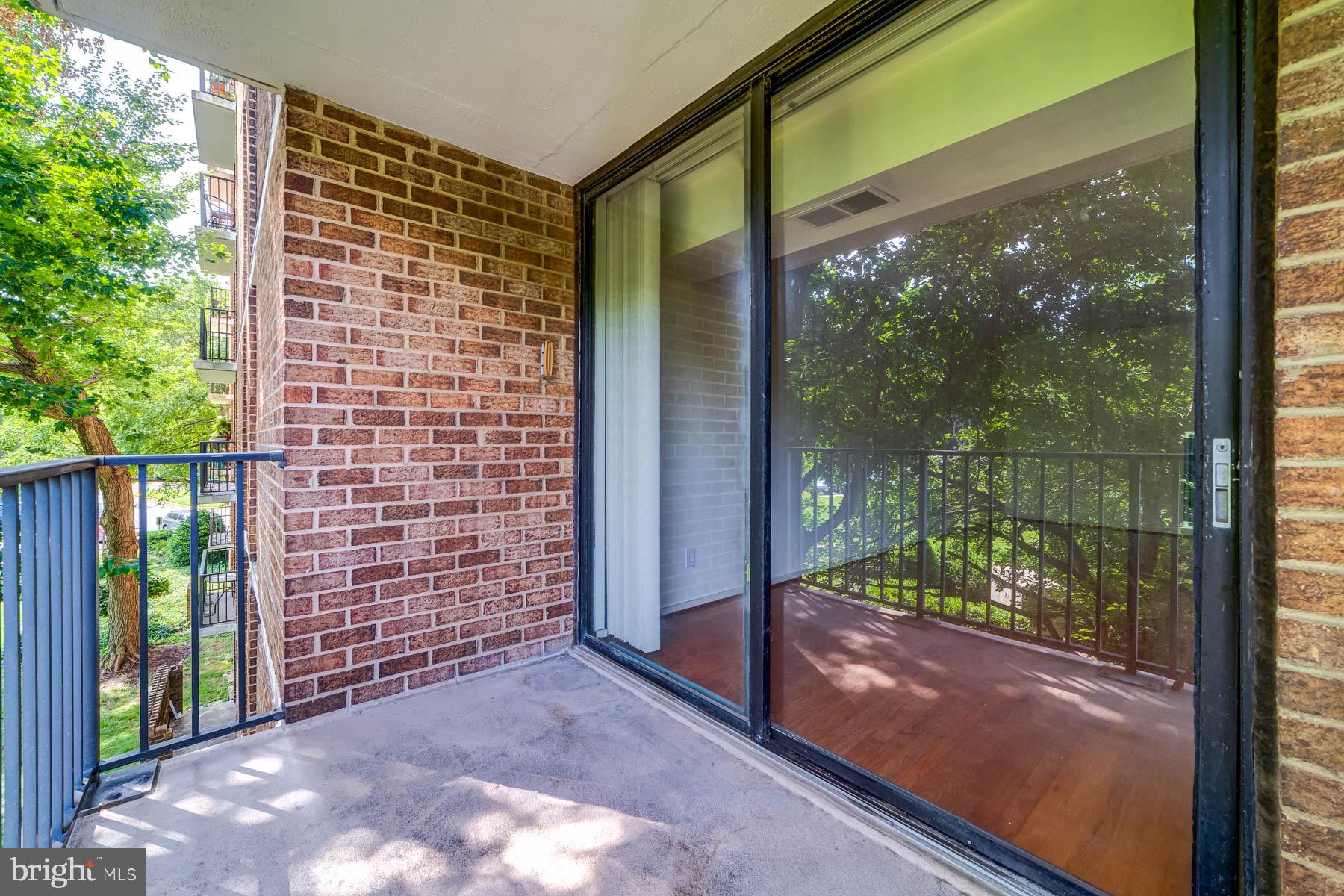 2311 Pimmit Dr #307