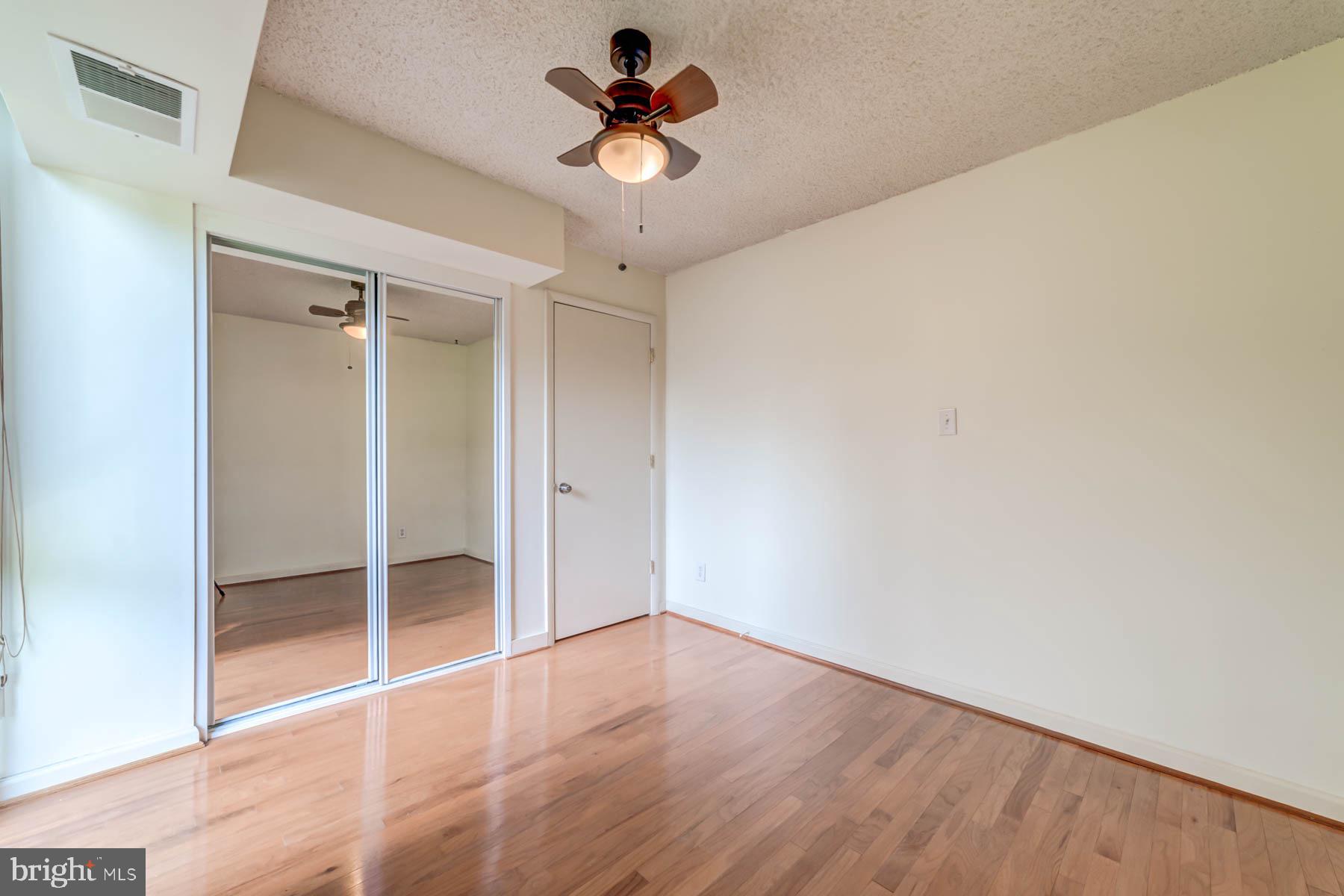 2311 Pimmit Dr #307