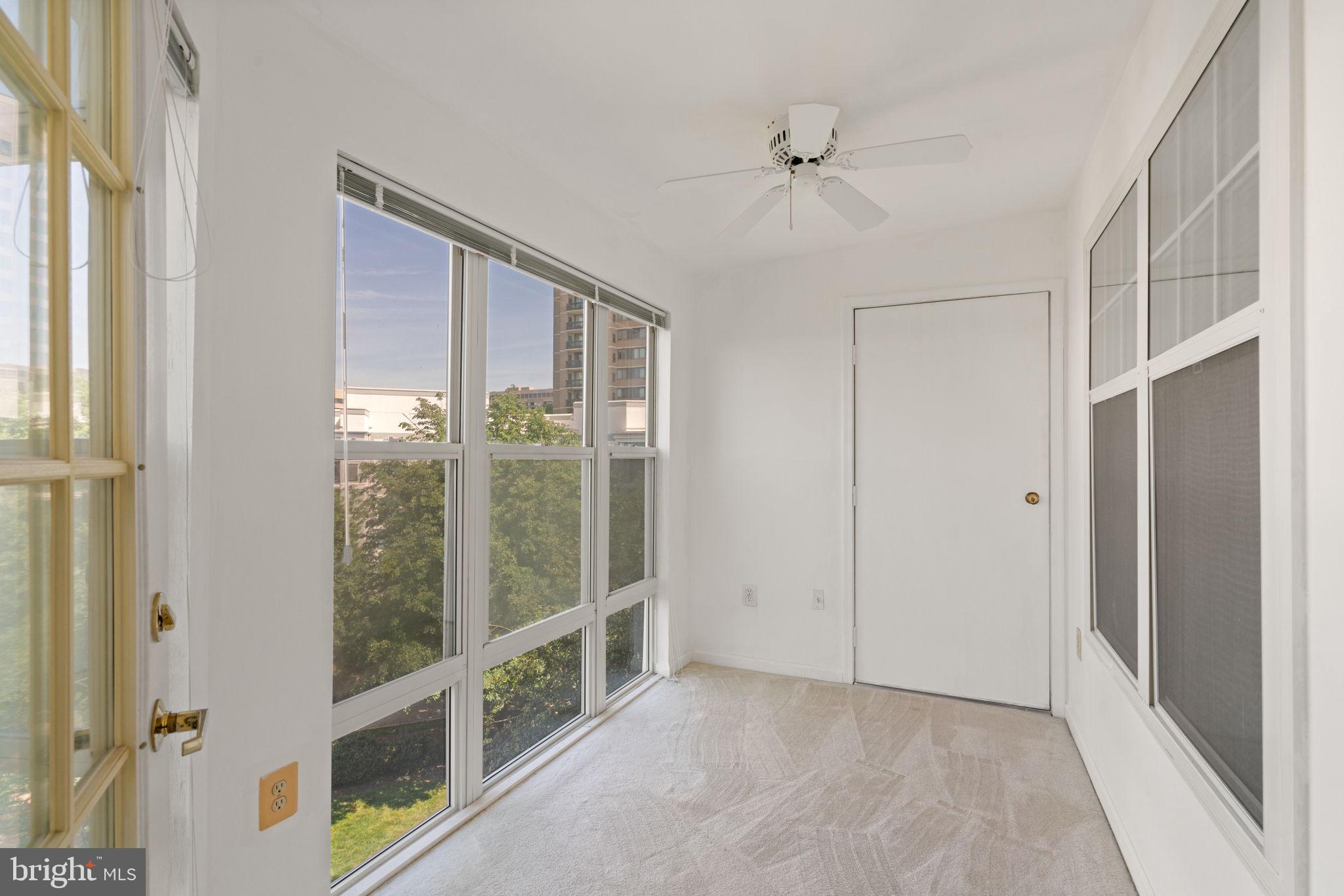 5565 Seminary Rd #402