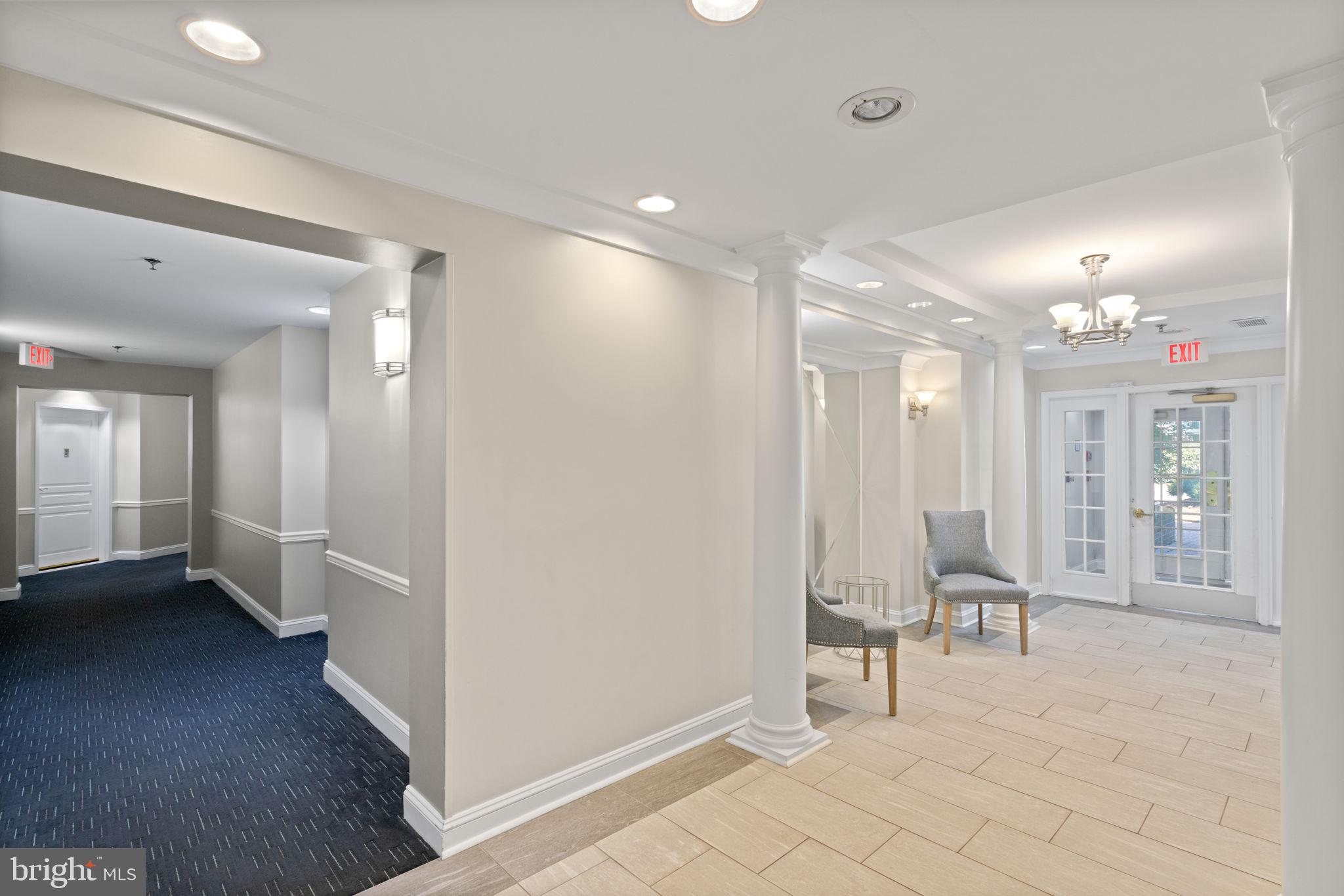 5565 Seminary Rd #402