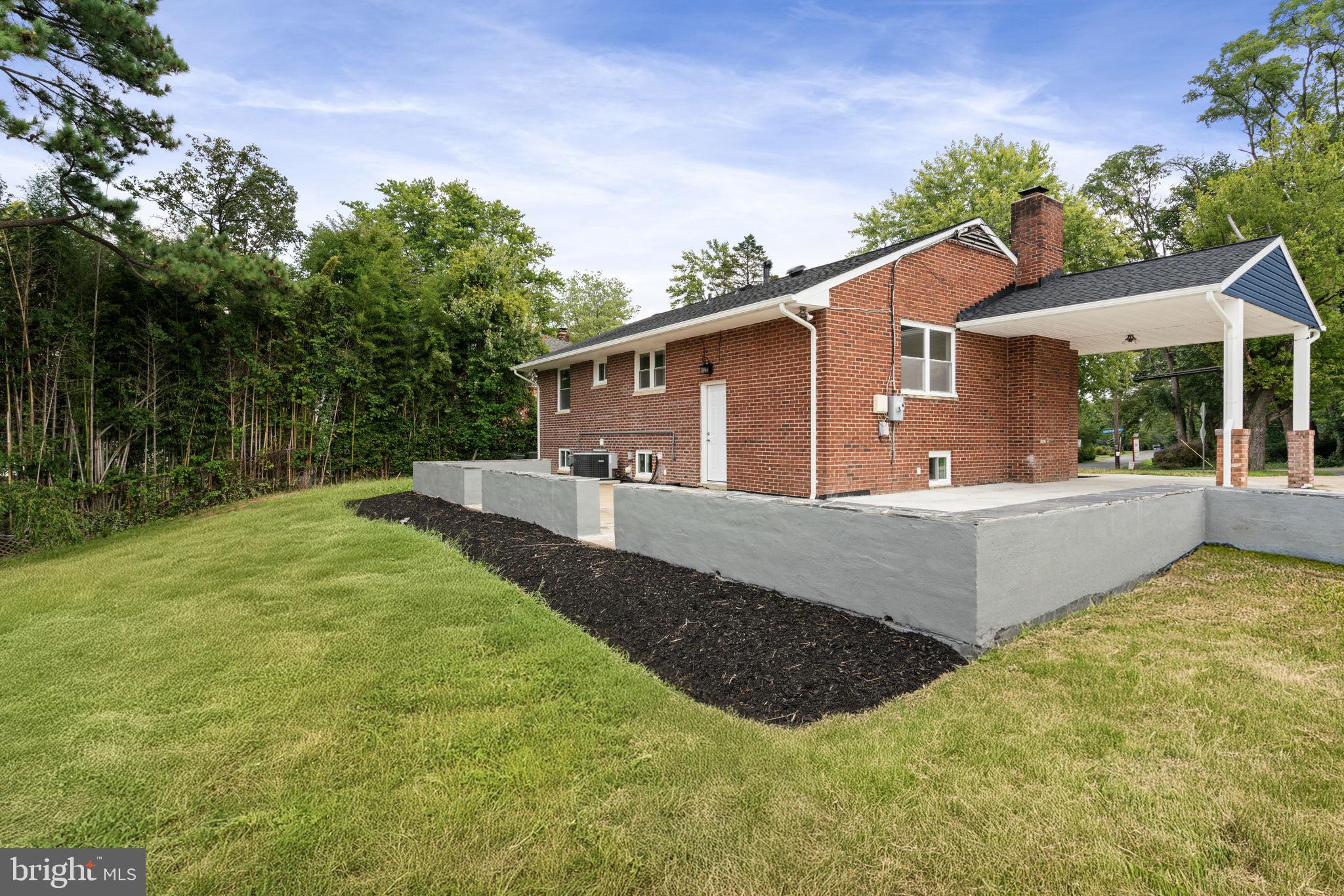 4916 Ravensworth Rd
