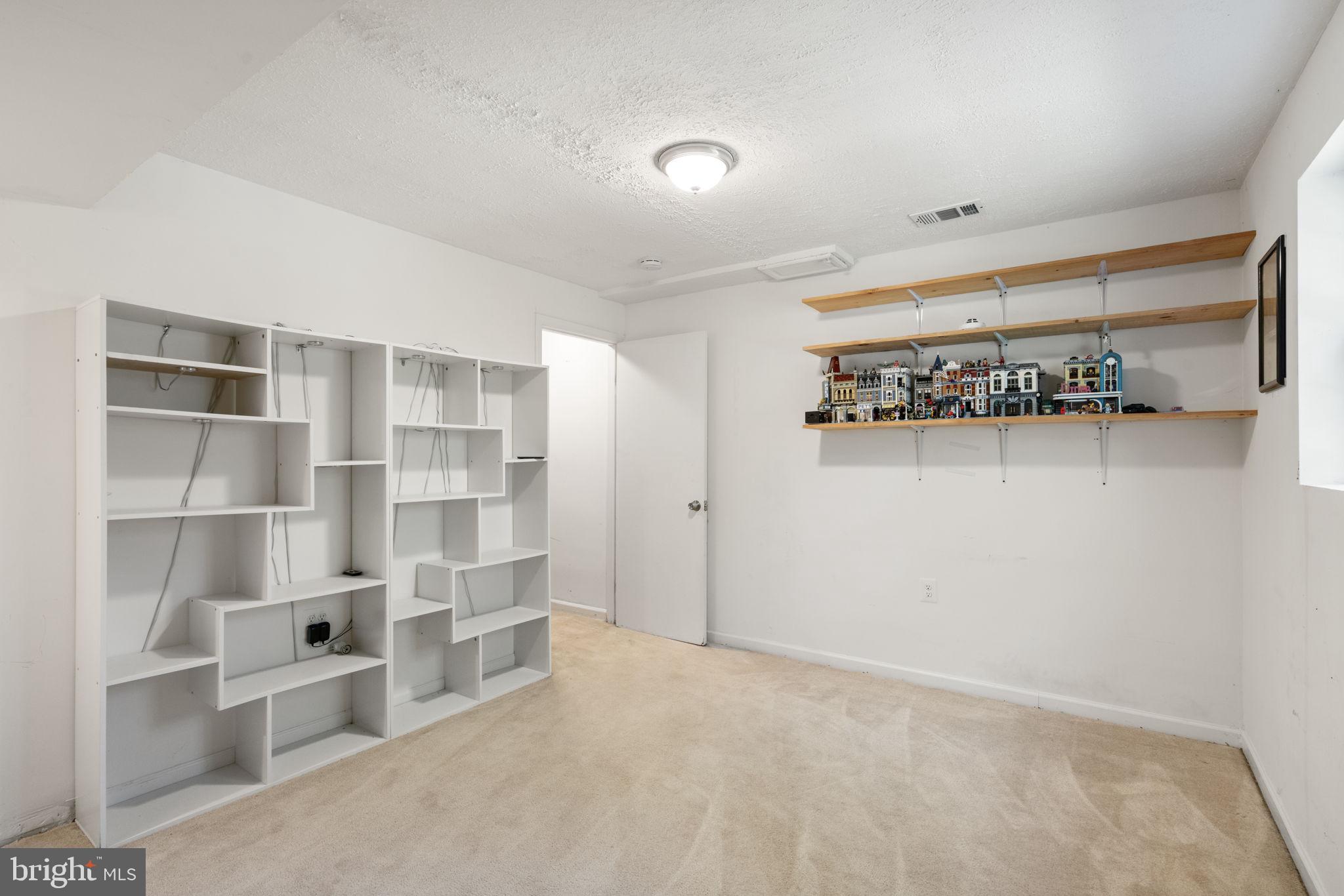 4301 Pleasant Valley Road