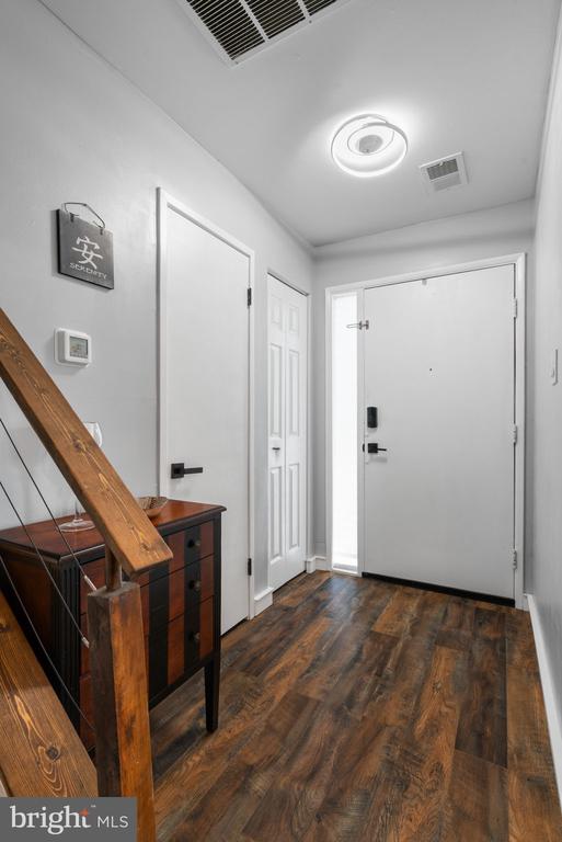5760 Village Green Dr #09/5760