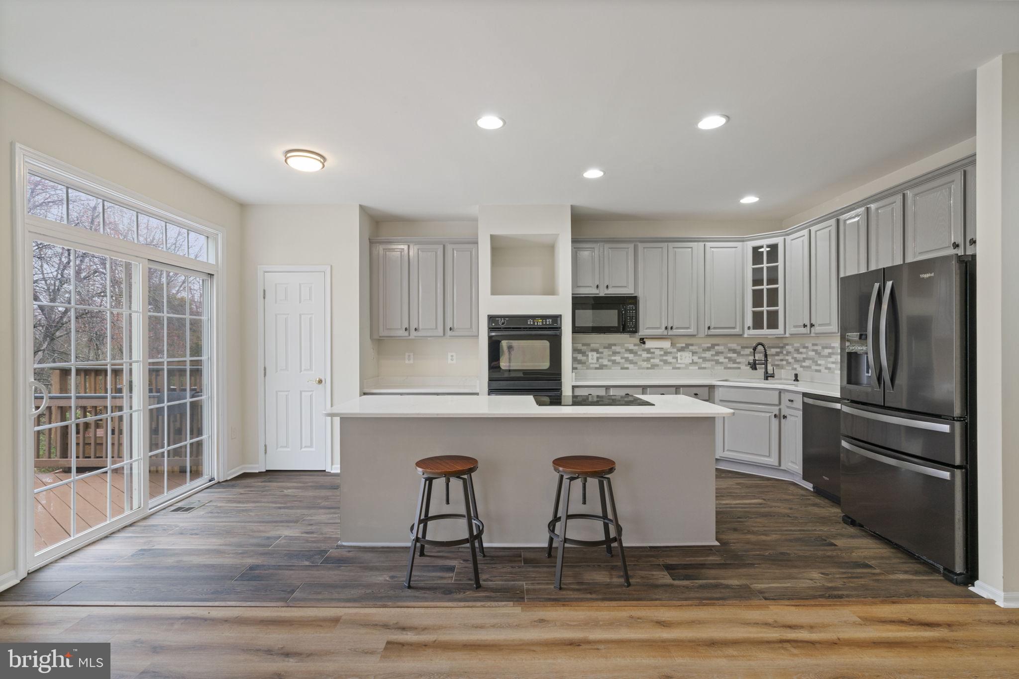 7315 Hampton Manor Pl