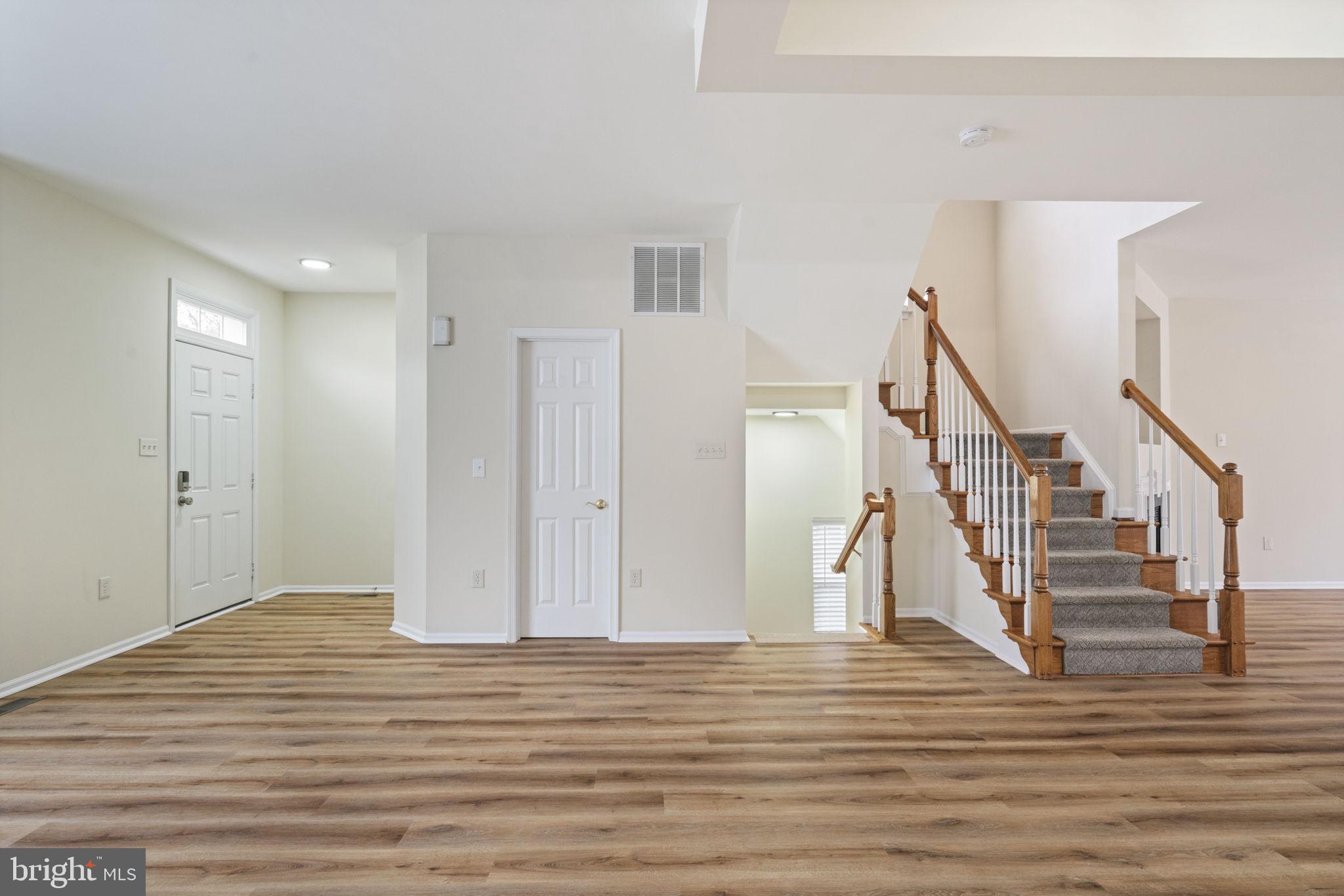 7315 Hampton Manor Pl