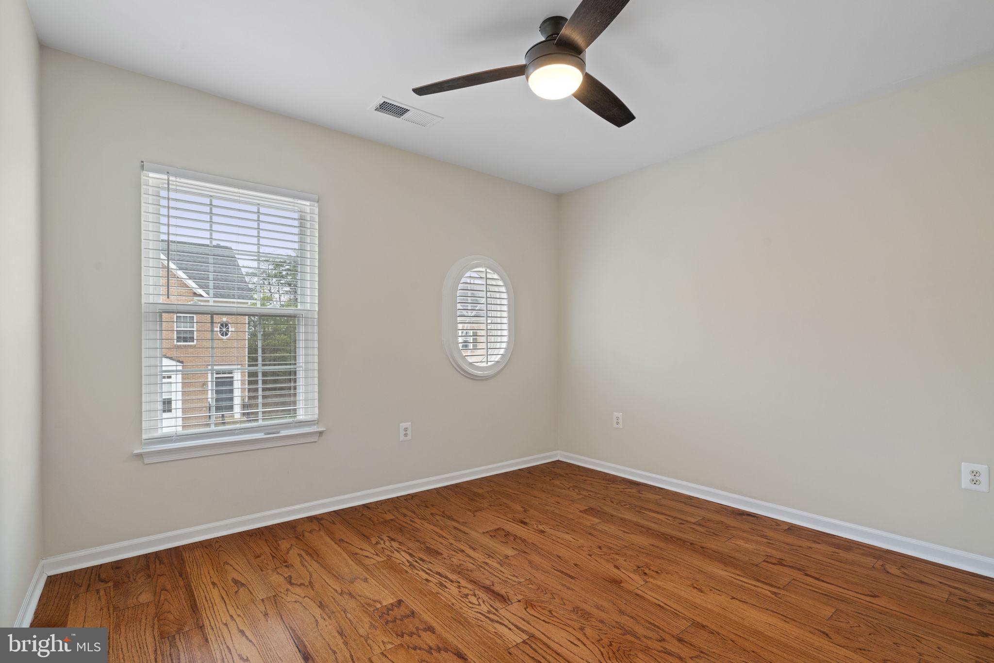 7315 Hampton Manor Pl