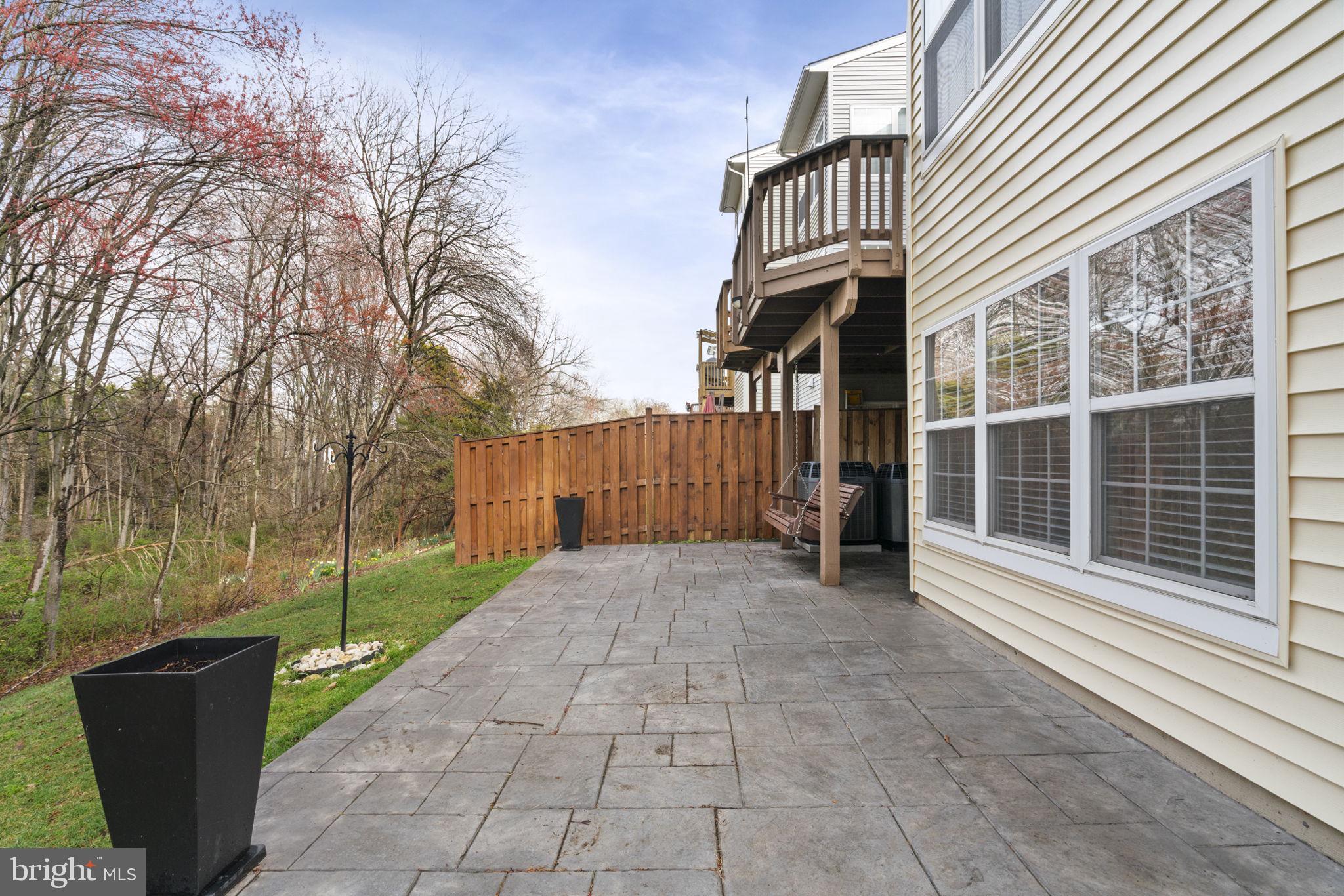 7315 Hampton Manor Pl