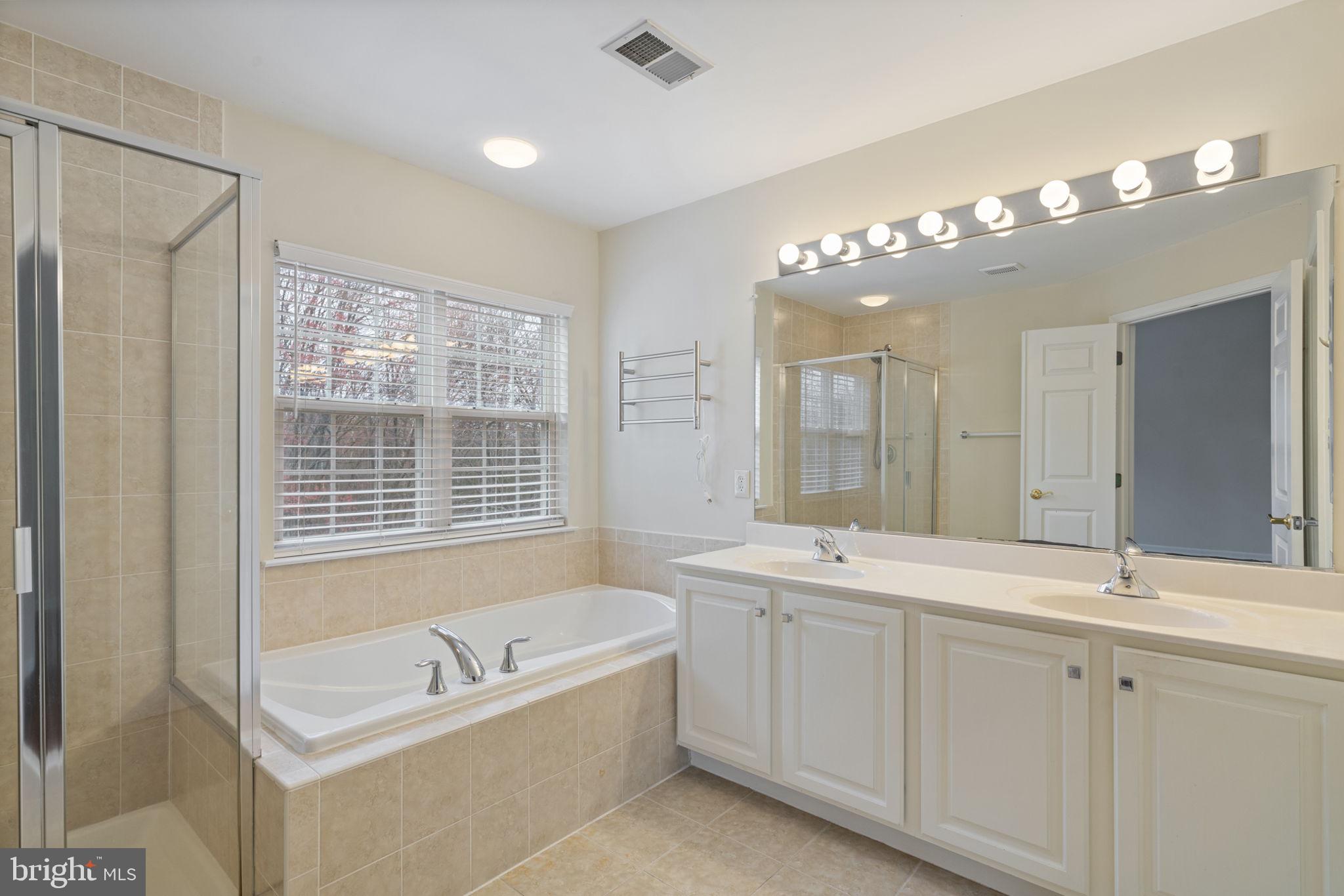 7315 Hampton Manor Pl