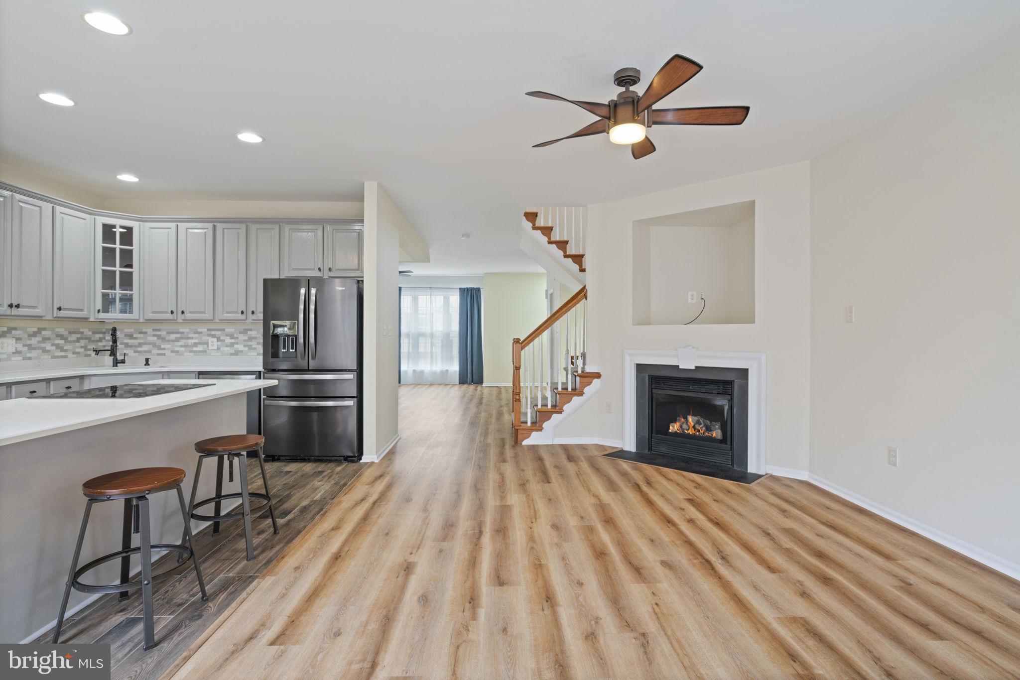 7315 Hampton Manor Pl